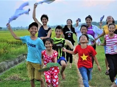 Mỗi địa phương phải có đường dây nóng hoạt động 24/7 bảo vệ trẻ em