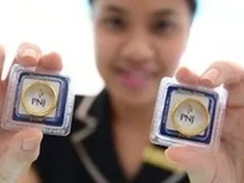 Giá vàng, bạc biến động mạnh