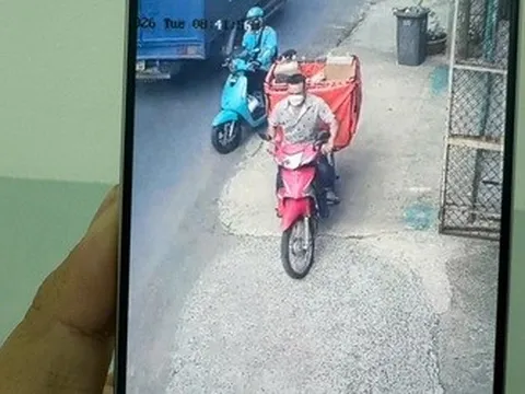Clip nam thanh niên trộm cả xe lẫn hàng của shipper gây phẫn nộ: Công an vào cuộc điều tra