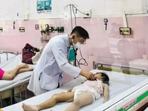 Vụ hơn 100 học sinh ngộ độc thực phẩm ở Tp.HCM: Tìm ra "thủ phạm" gây bệnh
