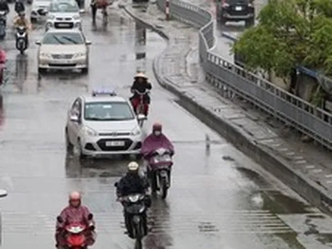 Thời tiết ngày 3/5: Không khí lạnh tràn xuống, Bắc Bộ mưa dông diện rộng