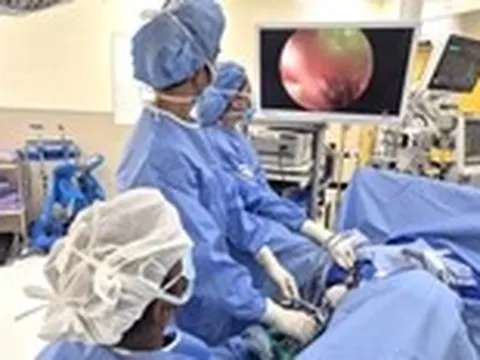 Phẫu thuật không sẹo: Khi y học đi qua ‘con đường tự nhiên’ của cơ thể