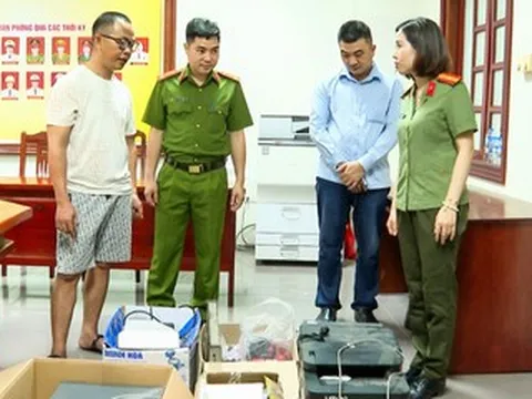 Triệt phá đường dây cho 'ra lò' hàng nghìn văn bằng, chứng chỉ giả