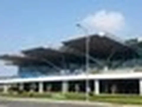 'Sân bay quốc tế mà cả năm không có chuyến bay quốc tế'