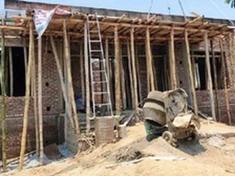 Bố mẹ vợ cho mảnh đất, bảo tôi xây nhà mà ở nhưng tôi thì sợ lắm, đành khất lần lữa cả năm trời không động đến