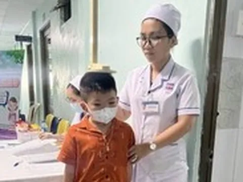 Muốn con cao lớn: Cha mẹ đừng chờ đợi phép màu!