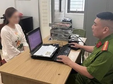 Lập hồ sơ xử lý người phụ nữ chửi bới, hành hung nam tài xế ô tô