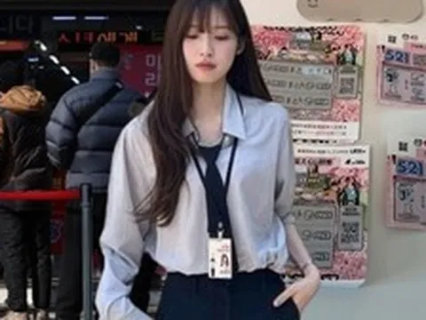 Phát hiện nhiều dân văn phòng xếp hàng mua xổ số sau giờ tan làm: “Biết đâu đổi đời”