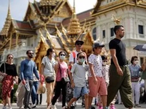 Sắp tới khách Việt đi Thái Lan sẽ bị siết visa và tăng phí sân bay