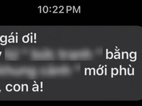 Tin nhắn nửa đêm của cô giáo dạy Văn khiến cựu học sinh xúc động: Đời này gặp được cô là may mắn!