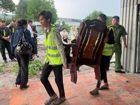 Phú Quốc tiếp tục cưỡng chế 8 hộ dân cố tình bao chiếm đất công