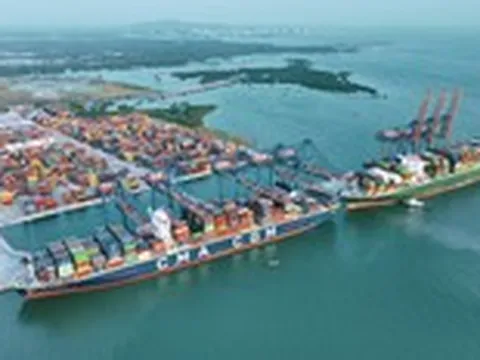 TP.HCM tính chuyện giữ 'mỏ tiền tỉ USD' hàng hải ở lại Việt Nam