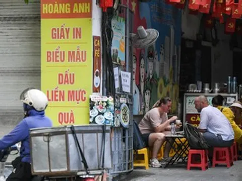 Lấn chiếm lòng đường, vỉa hè ở Hà Nội để bán hàng bị đề xuất phạt tới 6 triệu đồng