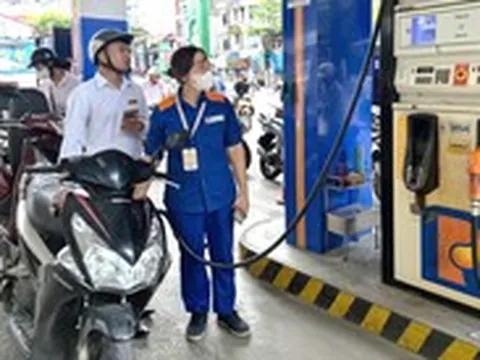 Nhiều chiêu trò 'ăn theo' xăng E10