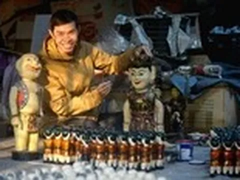 'Đứa con nuôi' của những làng nghề