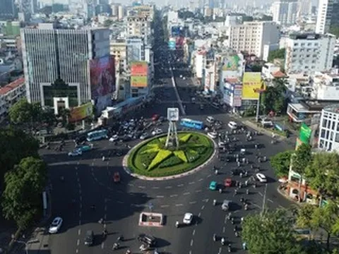 Vòng xoay Điện Biên Phủ đổi cách đi, xe cộ chạy ra sao từ ngày 23/5