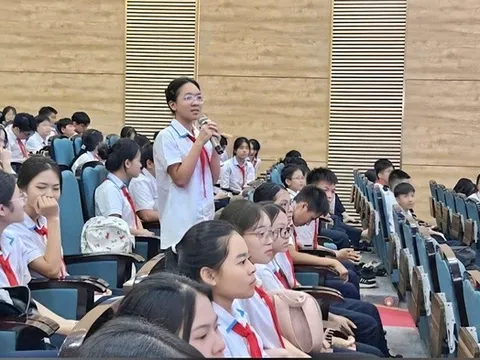 Hội Luật gia Tp.Hải Phòng tuyên truyền phòng chống bạo lực học đường cho hơn 400 học sinh