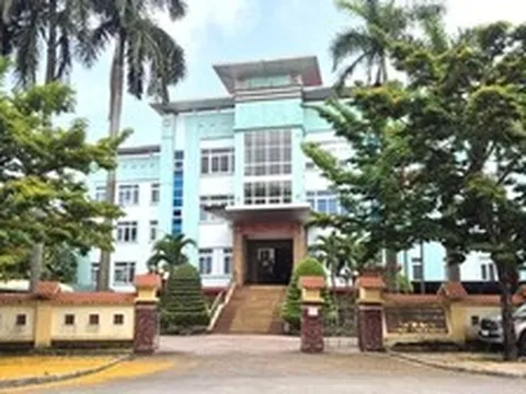 Lời khai bất nhất của "người lạ" trong gói thầu 16,5 tỉ đồng ở Quảng Trị