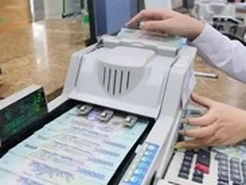 Tin tức sáng 22-5: Lãi suất qua đêm xuống còn 6%/năm