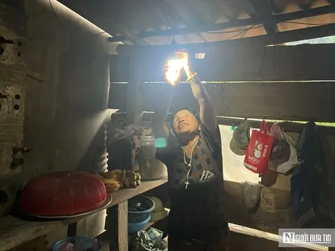 Sau bài viết của Người Đưa Tin, ngành điện vào cuộc rà soát các bản làng chưa có điện