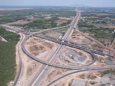 Từ 24-5, mở nút giao Long Thành kết nối với đường cao tốc Biên Hoà-Vũng Tàu, tài xế cần lưu ý