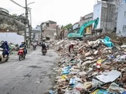 Người dân hối hả di dời, bàn giao mặt bằng làm đường vành đai khẩn cấp ở Hà Nội