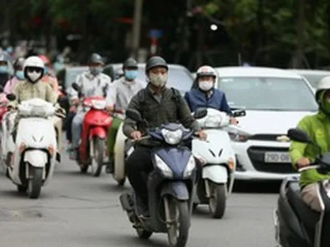 Dự báo thời tiết ngày 23/5: Miền Bắc nắng nóng thiêu đốt, chiều tối đón mưa dông "sầm sập"