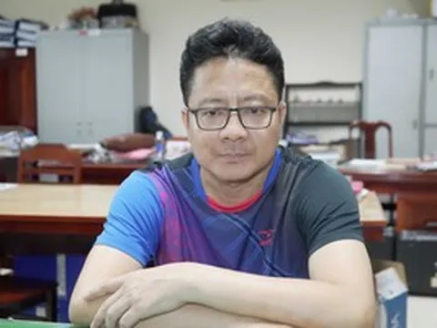 Bắt quả tang cán bộ thuế nhận 100 triệu đồng từ giám đốc công ty