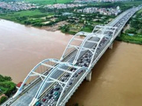Hà Nội rào chắn trên cầu Đông Trù và 2 cầu vượt lớn ở nội đô để thi công các hạng mục