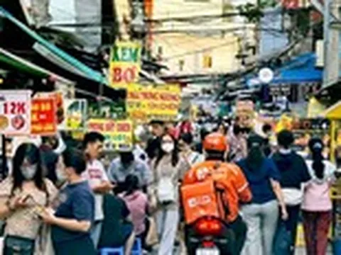 Trật tự vỉa hè và linh hồn của đường phố