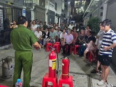 Phường An Nhơn huấn luyện PCCC và nhận diện tội phạm công nghệ cao cho các hộ kinh doanh nhà trọ