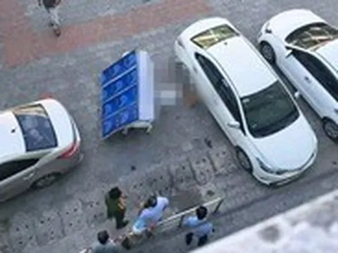 Người đàn ông mắc bệnh tâm thần vào tầng 7 bệnh viện nhảy xuống đất tử vong
