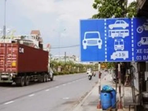 Cắm lại biển báo, phân luồng mới trên đường Thống Nhất sau phản ánh