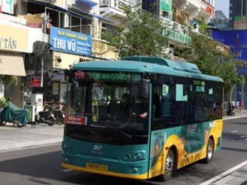 Đề xuất xe buýt đón khách theo nhu cầu tại TPHCM