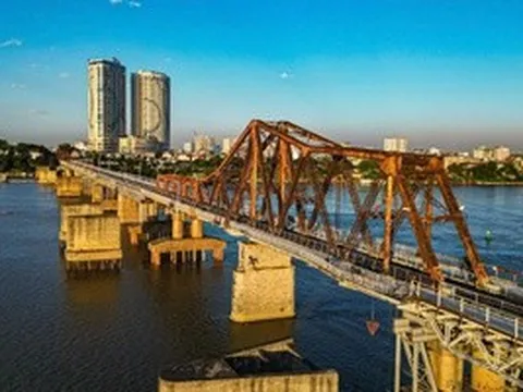 Cầu Long Biên thông xe trở lại sau 2 tháng sửa chữa