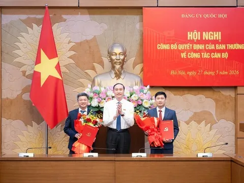 Công bố quyết định của Ban Thường vụ Đảng ủy Quốc hội về công tác cán bộ