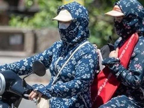 Dự báo thời tiết 27/5: Miền Bắc ban ngày nắng 40°C, chiều tối có thể mưa dông