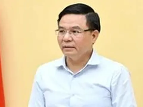 Bộ trưởng Lê Mạnh Hùng: Không để xảy ra tình trạng cắt điện trong giai đoạn nắng nóng
