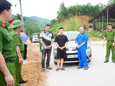 Khởi tố 3 đối tượng trong vụ chặn ô tô, nổ súng ở Thái Nguyên