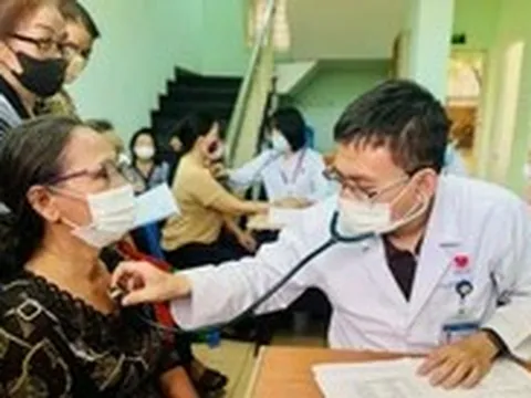 Tin tức sáng 27-5: 100% trạm y tế TP.HCM khám chữa bệnh tại nhà từ năm nay; Gia tăng người stress
