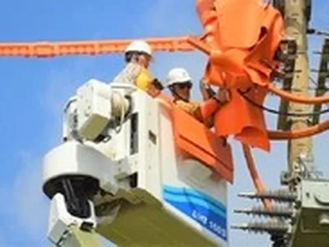 Áp lực điện tăng mạnh, Bộ Công Thương kêu gọi tiết kiệm điện giờ cao điểm