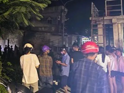 Phát hiện thi thể bé gái 8 tuổi trôi trên kênh