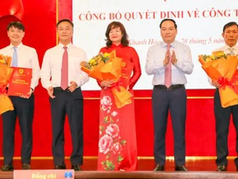Khánh Hòa điều động, bổ nhiệm nhiều cán bộ lãnh đạo chủ chốt