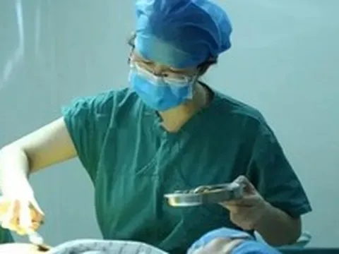 Sản phụ ho nhẹ 1 tiếng, cả bệnh viện bước vào trạng thái báo động cấp cứu cao nhất