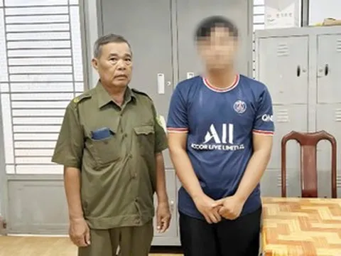 Nam sinh viên ra đầu thú sau khi trộm gần 250 triệu đồng của hàng xóm