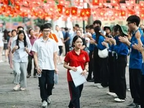 CẬP NHẬT: Gợi ý đáp án đề thi Ngữ Văn vào lớp 10 Hà Nội năm 2026