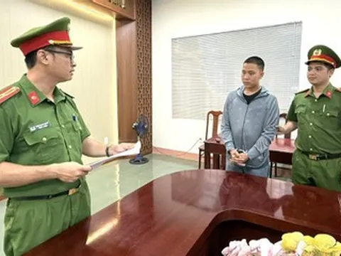 Bắt tạm giam tài xế xe tải vượt ẩu cán tử vong nữ sinh lớp 9