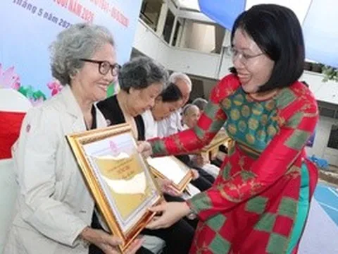 TPHCM: Phường Phú Nhuận chúc thọ hơn 1.000 người cao tuổi