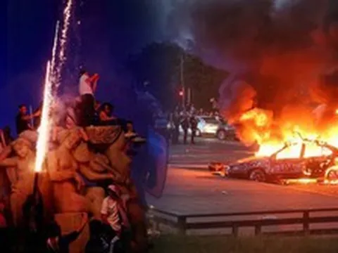 Đám đông điên cuồng đập phá, đốt xe trên đường phố Paris trong đêm ăn mừng chiến thắng của PSG: Huy động 22.000 cảnh sát, bắt 130 người
