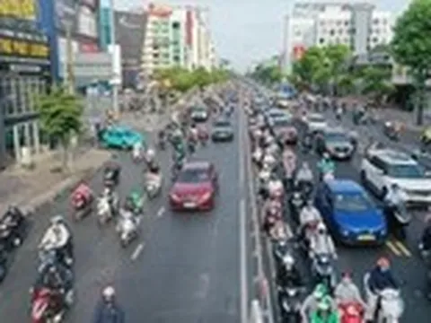 Nghĩ về cái 'gan' trên đường Cộng Hòa